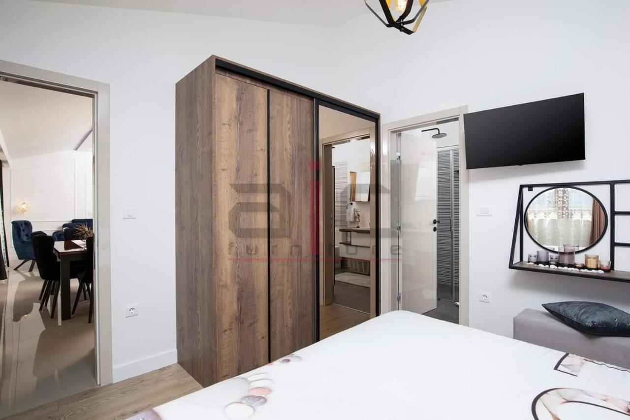 Апартаменты Pula Porta Aurea & Wellness Oasis Экстерьер фото
